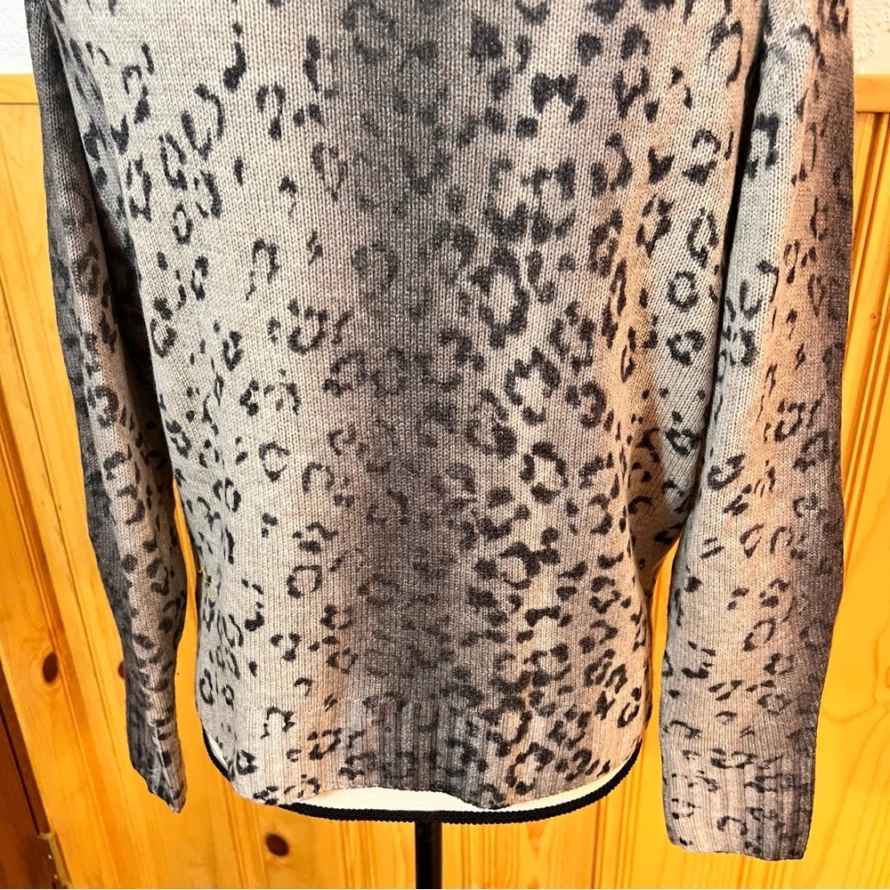 Brochu Walker “The Millie” Leopard Print Vee Wool Cashmere Sweater Sz-XS - Picture 6 of 9